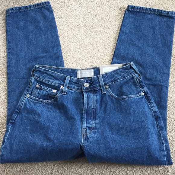 Everlane The Curvy ’90s Cheeky Straight Jeans - Picture 4 of 10